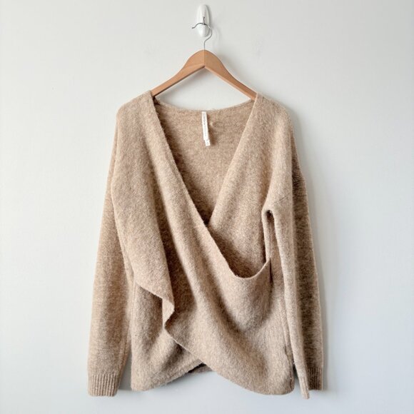 Aritzia The Group Wool Yak Bandini Cross Knit Wrap Sweater Light Tan Size Large - Picture 3 of 6